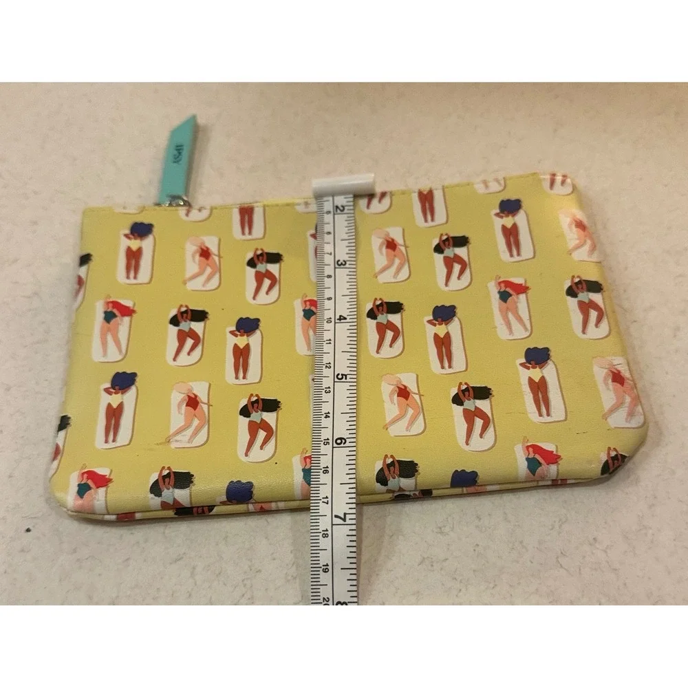 IPSY Yellow Bikini Babe Zipper Pouch Cosmetic Makeup Bag Faux Leather‎